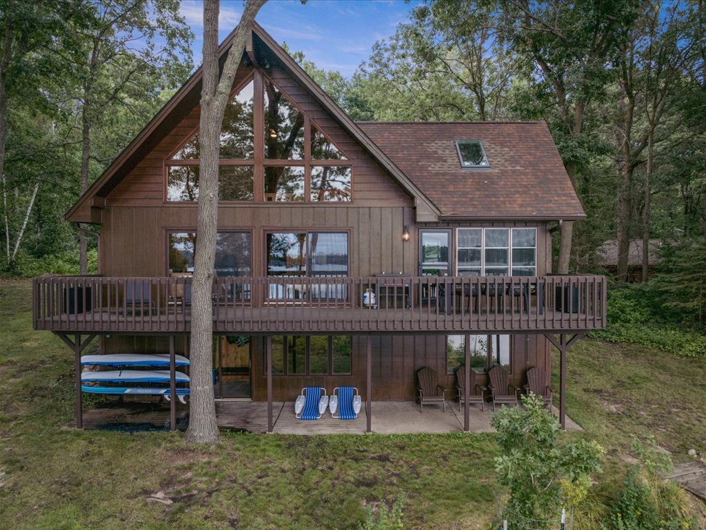 Lakeside - Kayaks available