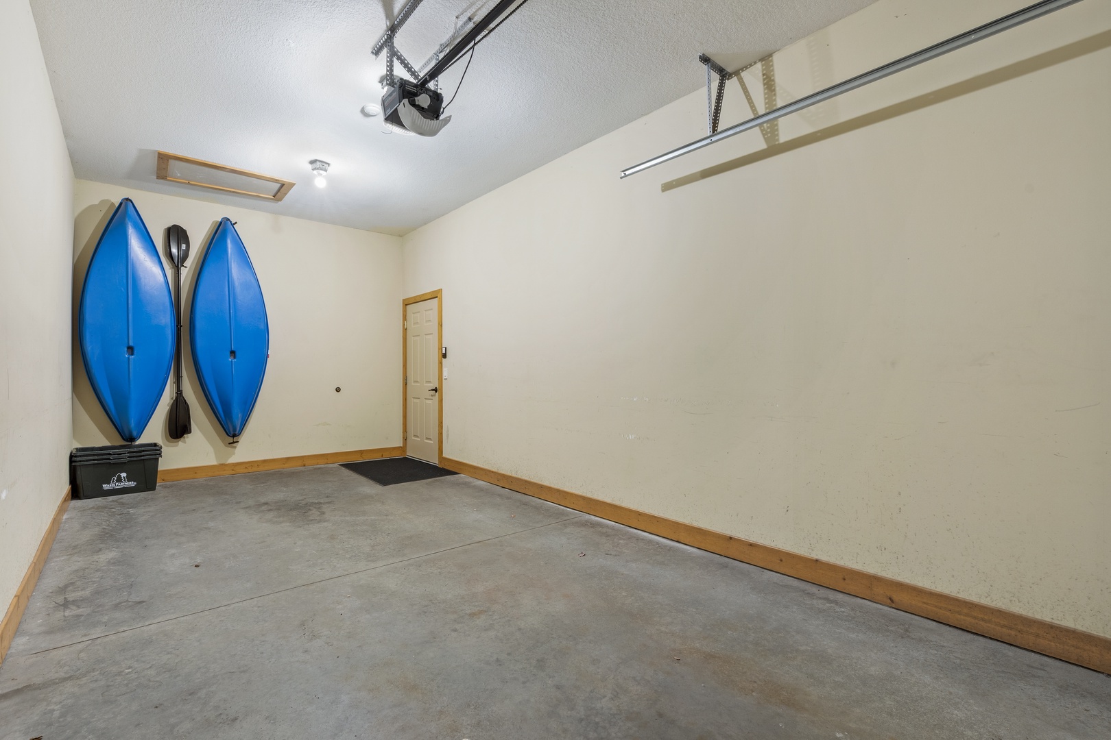 Garage available for parking