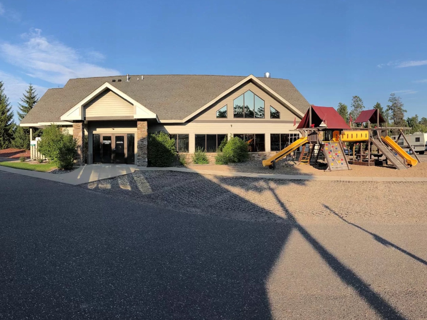 Rece center with pool, Sauna, Fitness room