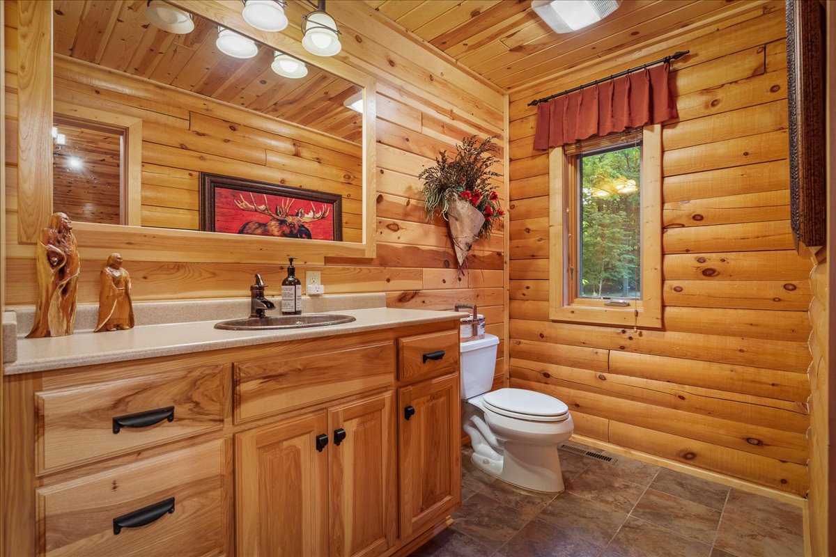 MF Powder Room
