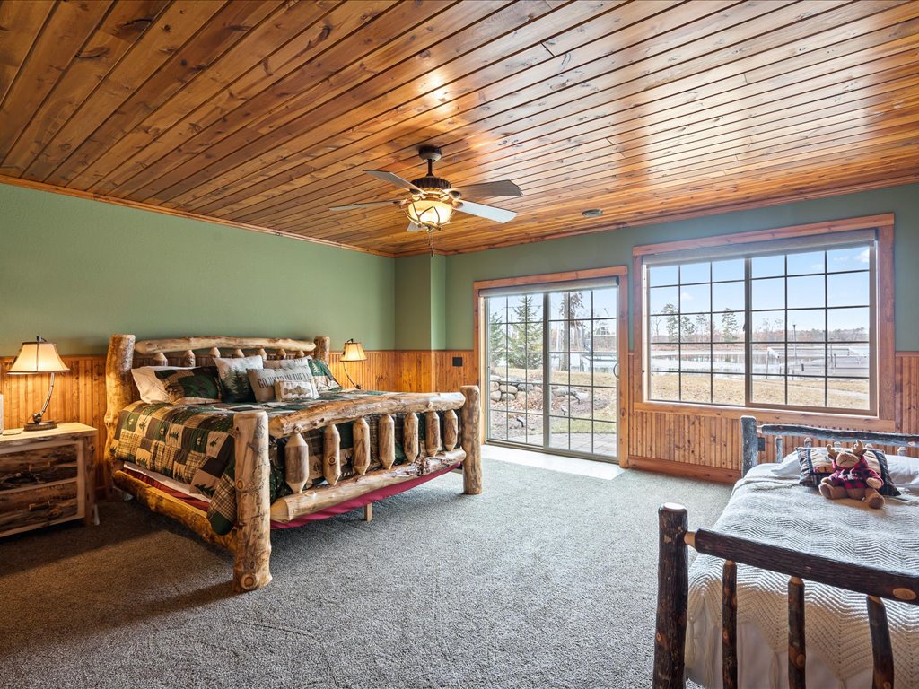 King Bedroom + Twin Day Bed- Lower Level