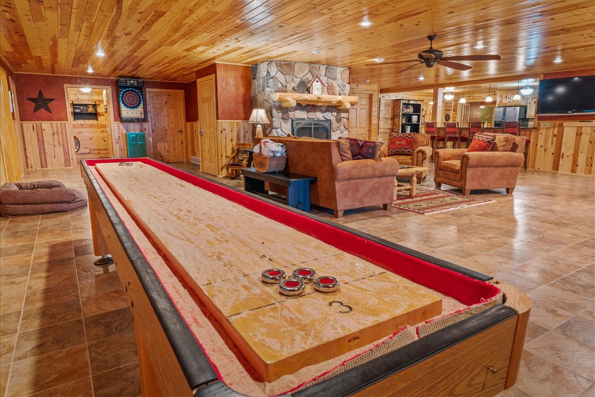 Shuffle board - basement