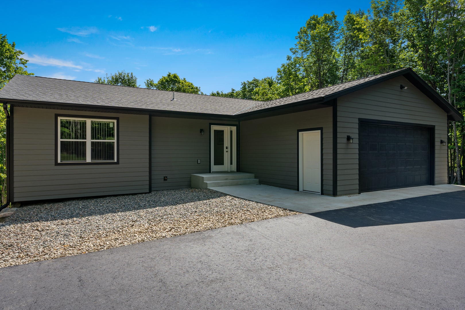 Front entry - Key Pad - Access to garage with Approval