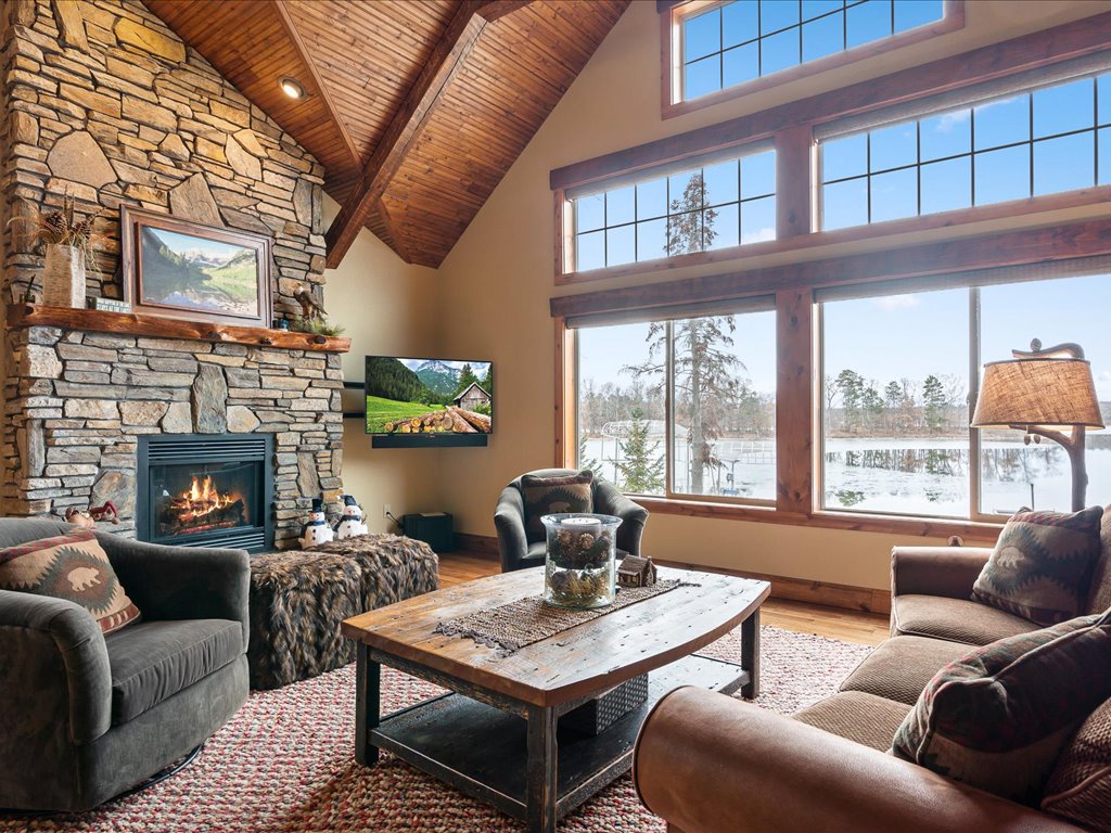 Lakeside Great Room with Fireplace