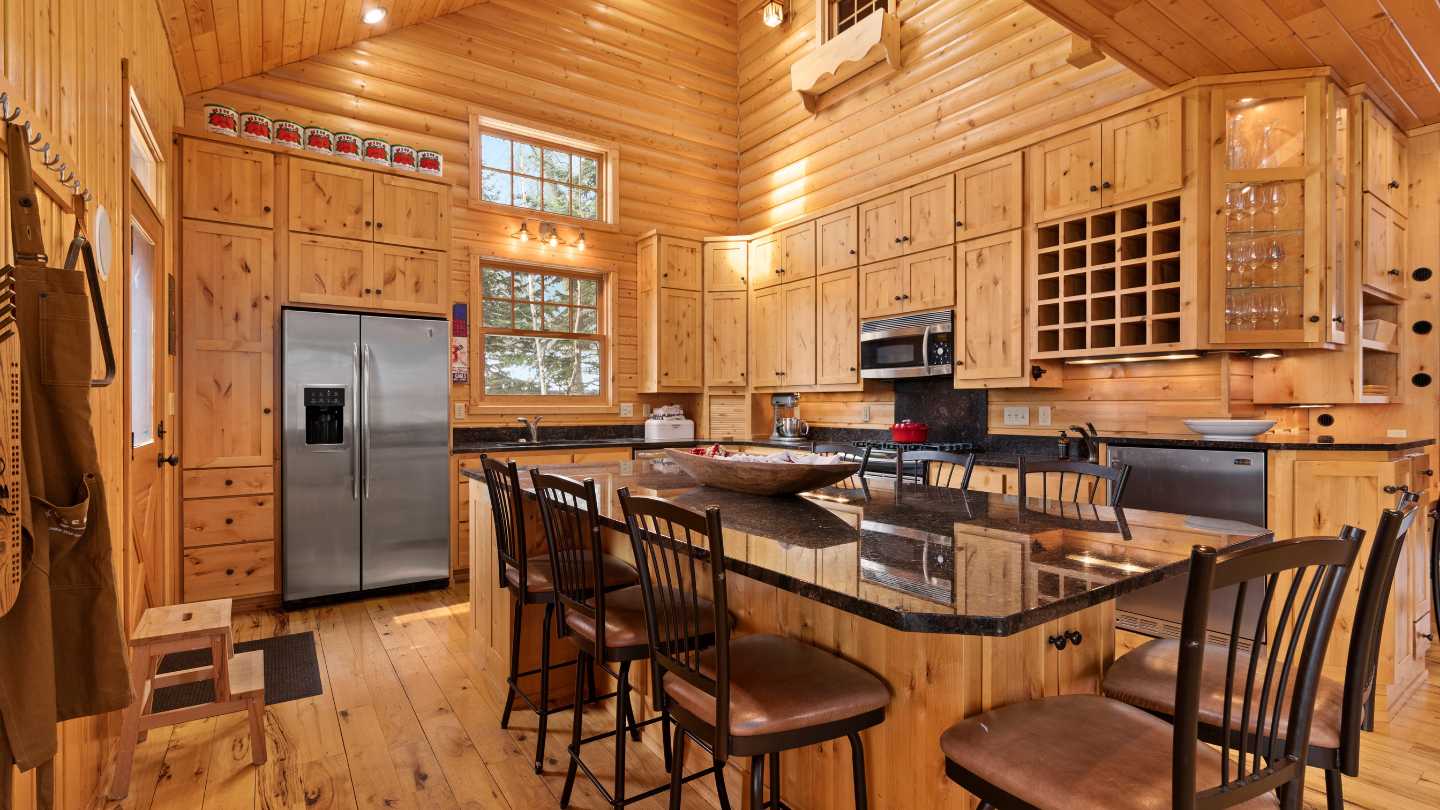 Kitchen - 2 dishwashers