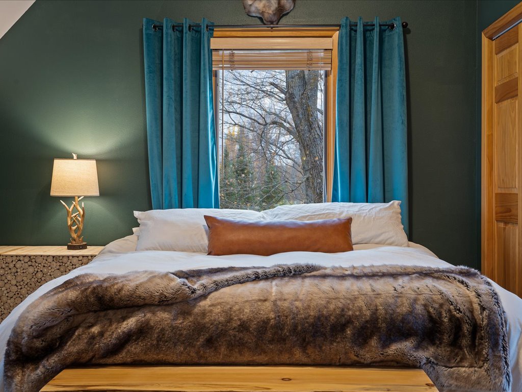 Upper Level Bedroom 3 - King