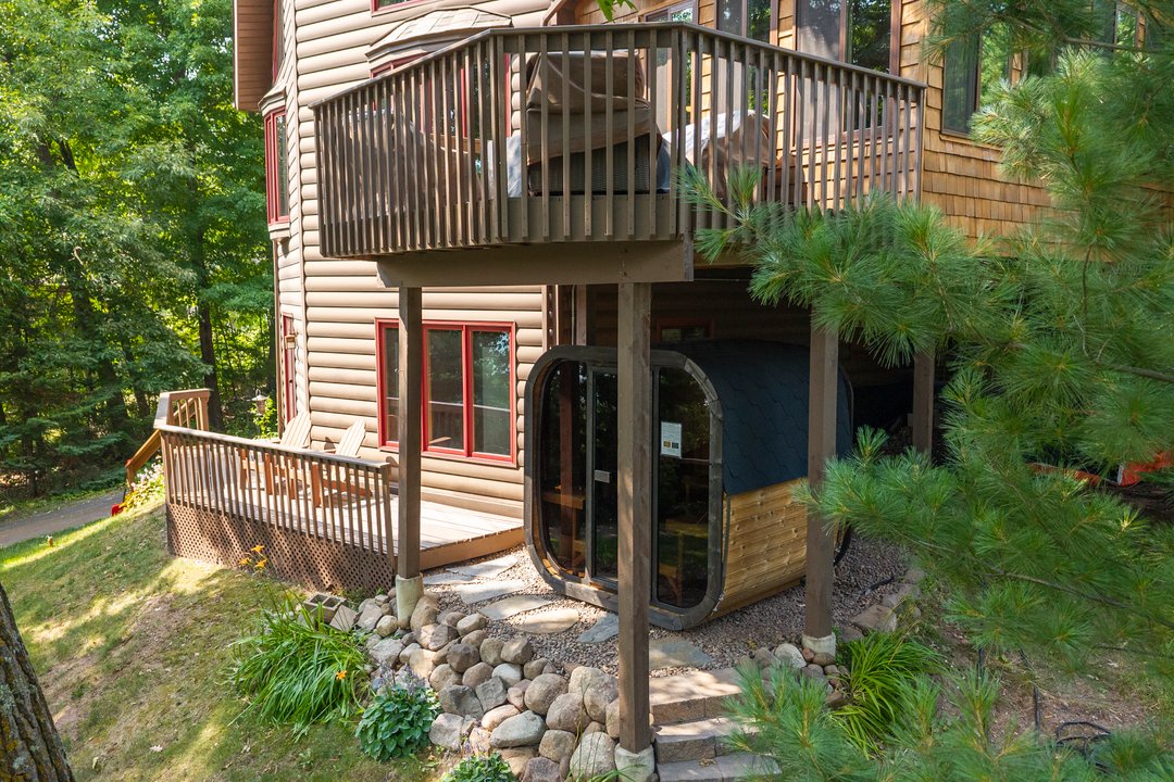 Sauna and Lakeside decks