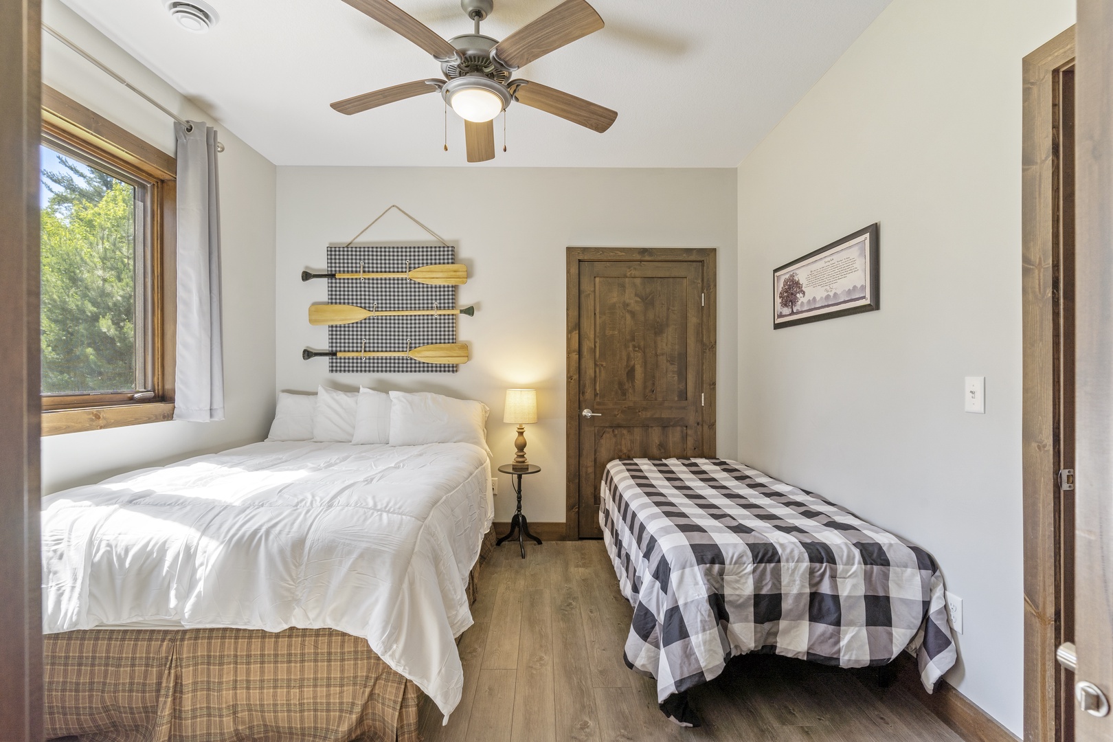 Bedroom with Queen and Single Bed