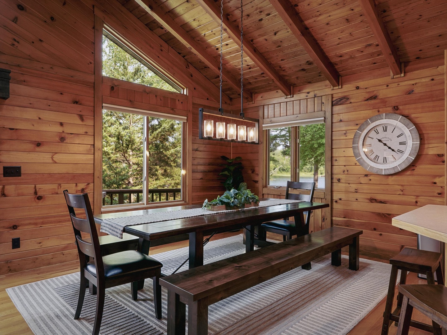 Large dining room for entertaining.