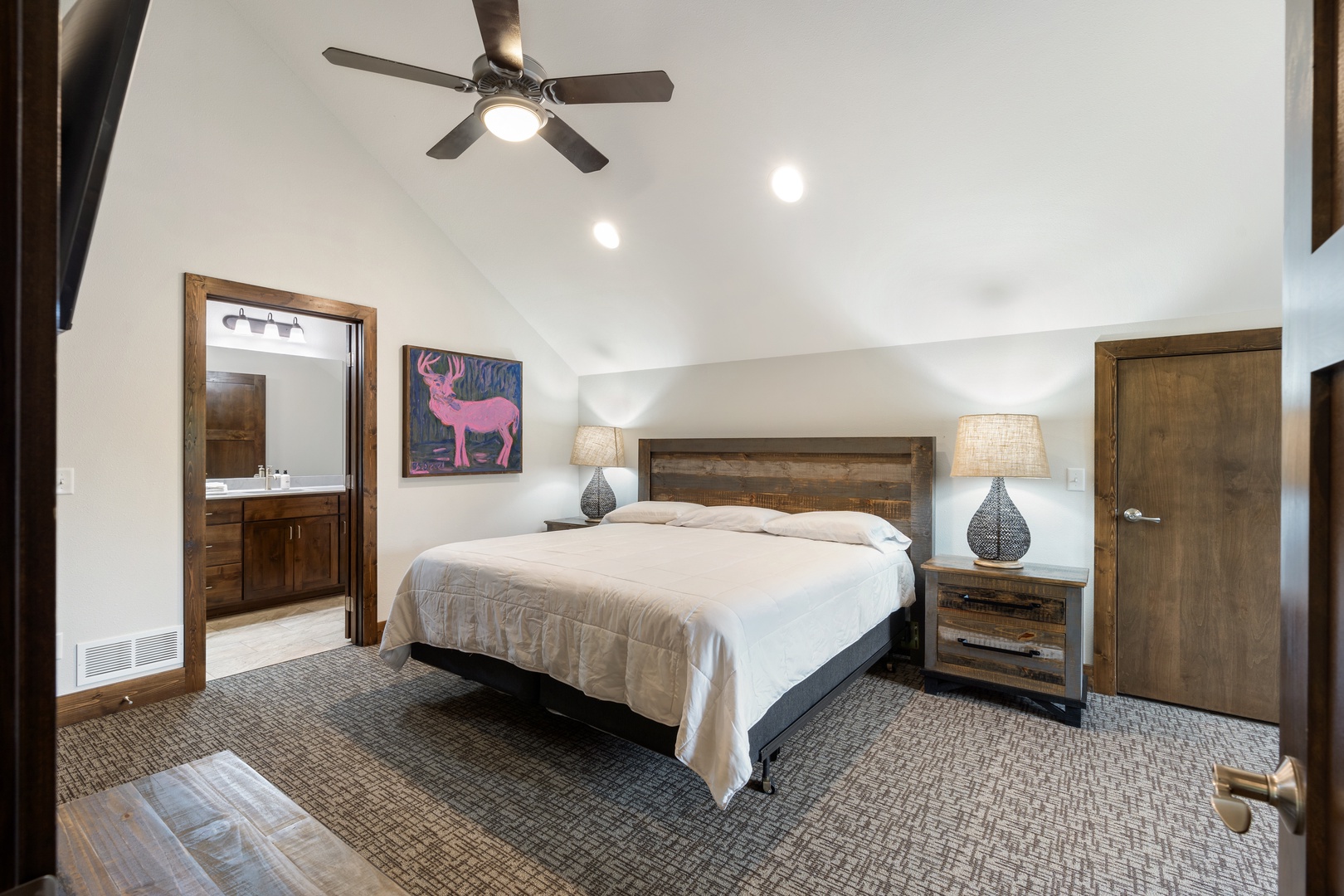 Primary Bedroom - King- Upper Level