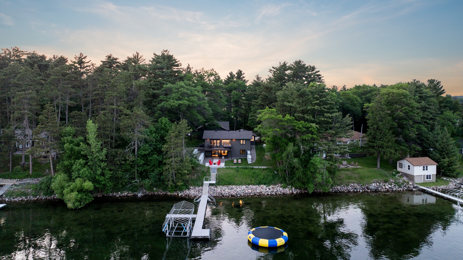 The Lookout on Lake Alexander