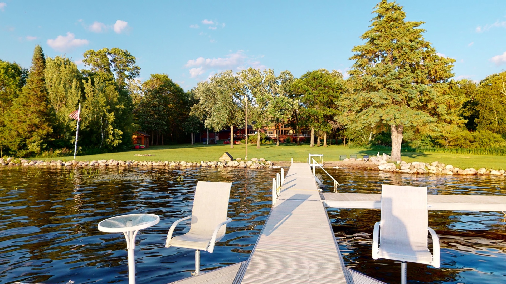 Dock - Large Flat Lawn-  Kayaks SUPs