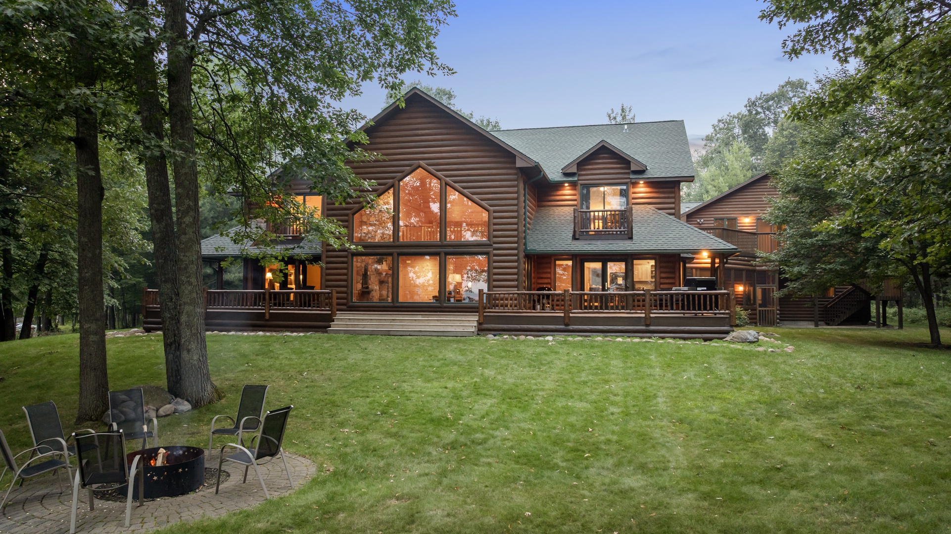 The Lodge on Ox Lake