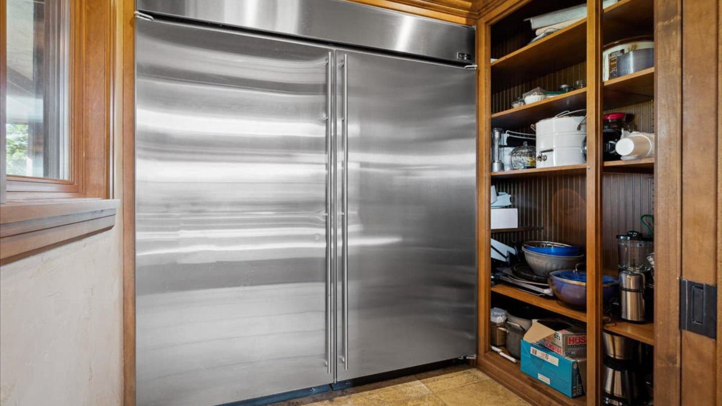 Pantry refrigerator