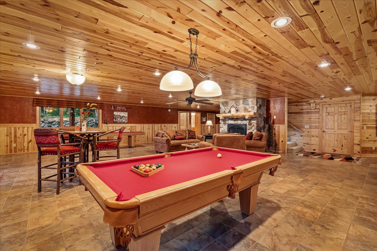 Pool table - lower level