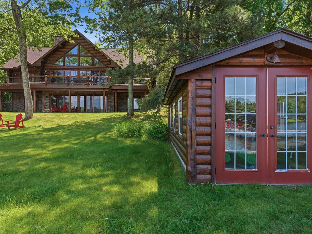 Lakefront Log Cabin and Boathouse