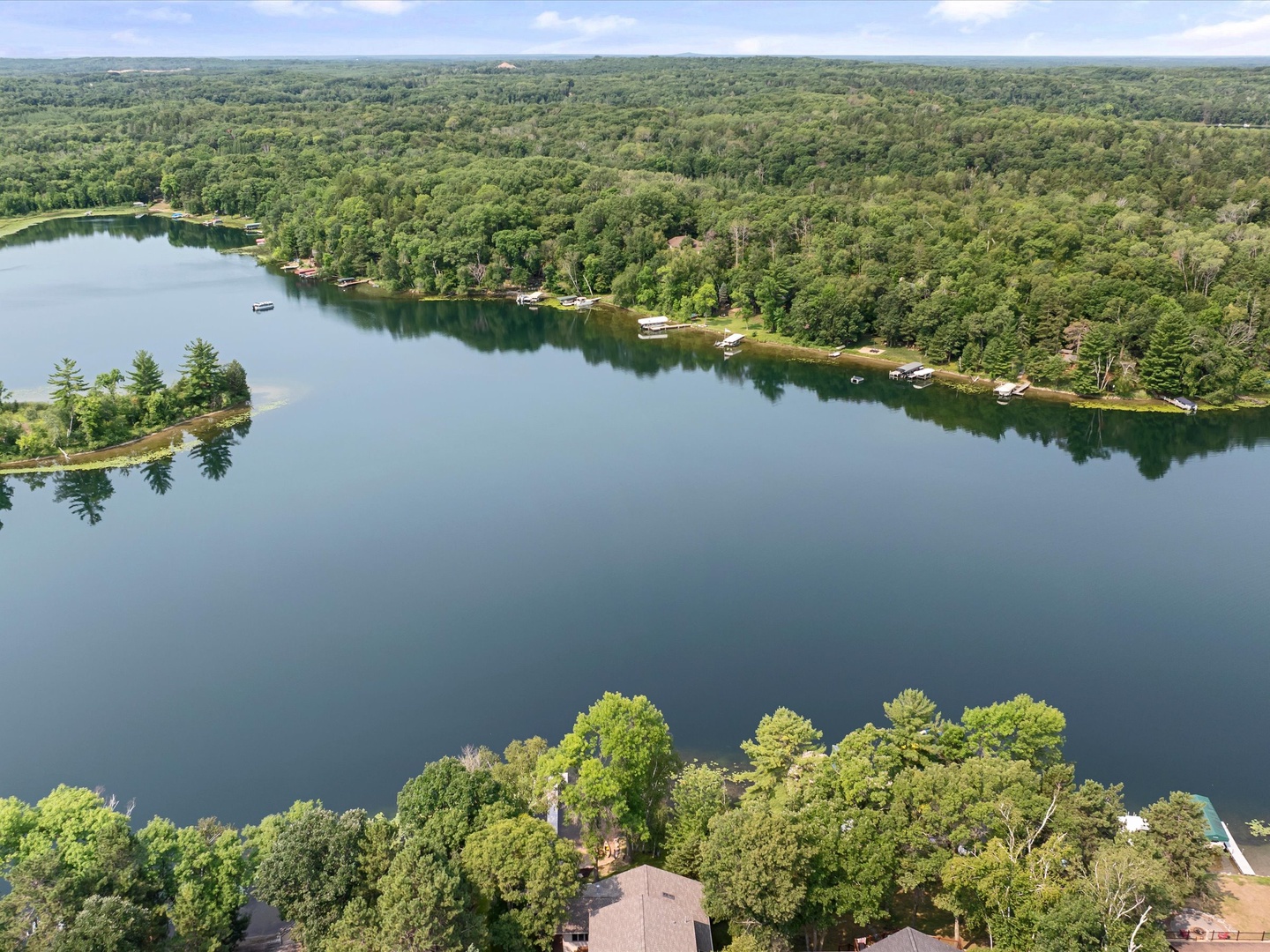 Aerial view of Lake Ossawinnamakee.