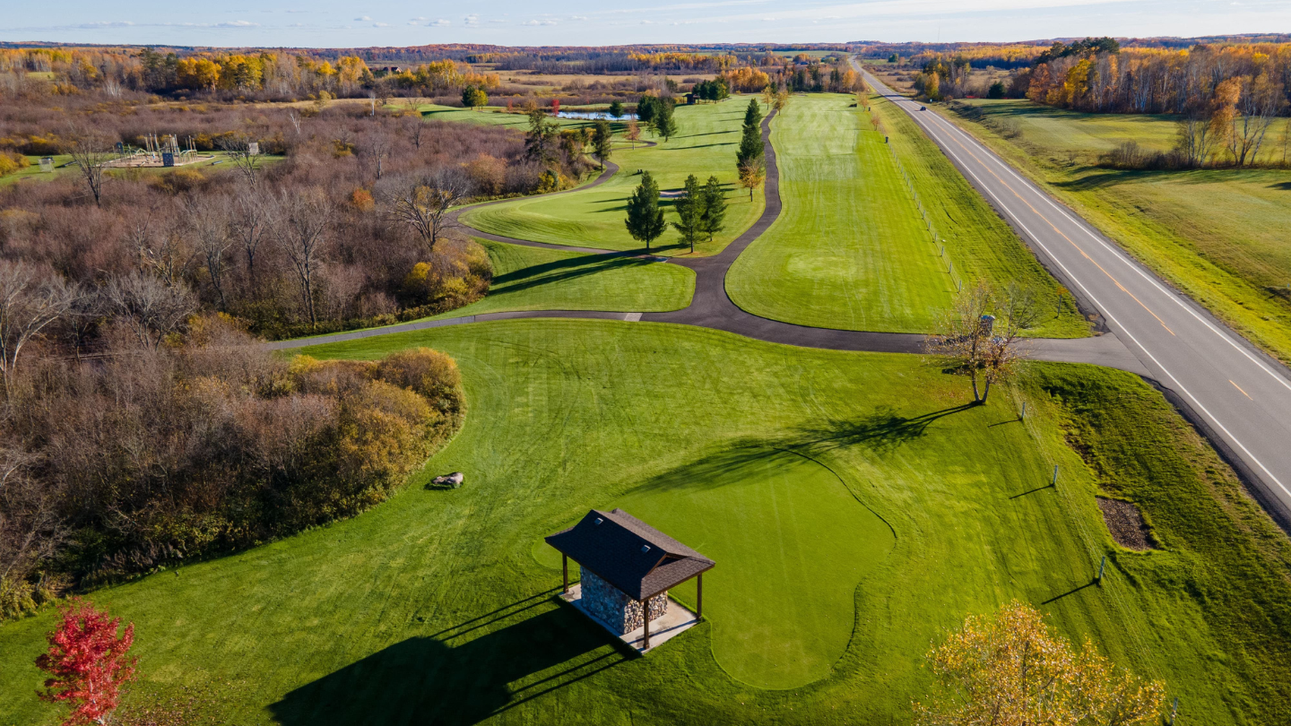 Private 5-hole golf course