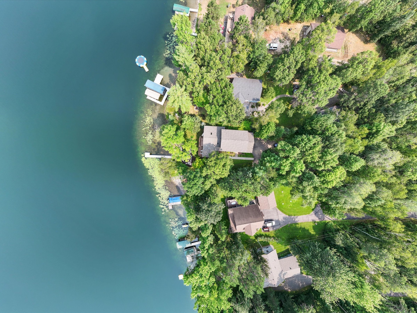 Aerial view of the property & lake.