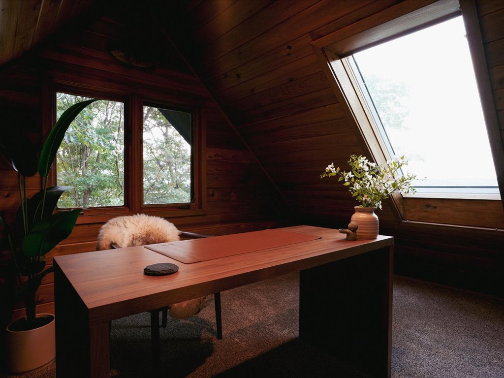 Private office in loft