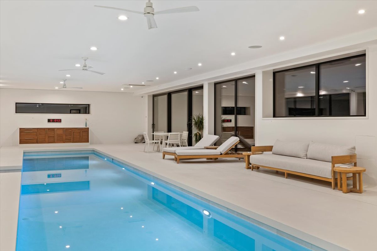 31-Panda Ranch (Twilights)-25