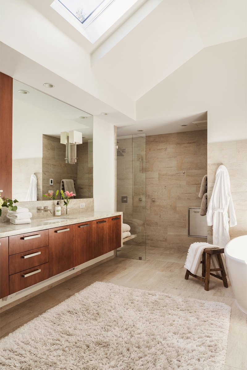 12-arrowleaf-lodge-primary-bathroom-walk-in-shower