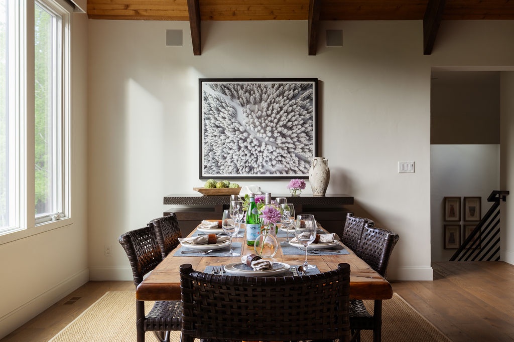 04-arrowleaf-lodge-dining-area