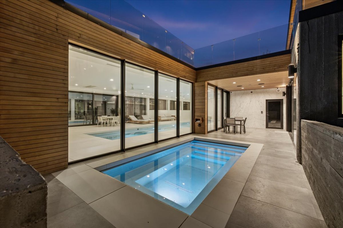 041-Panda Ranch (Twilights)-16