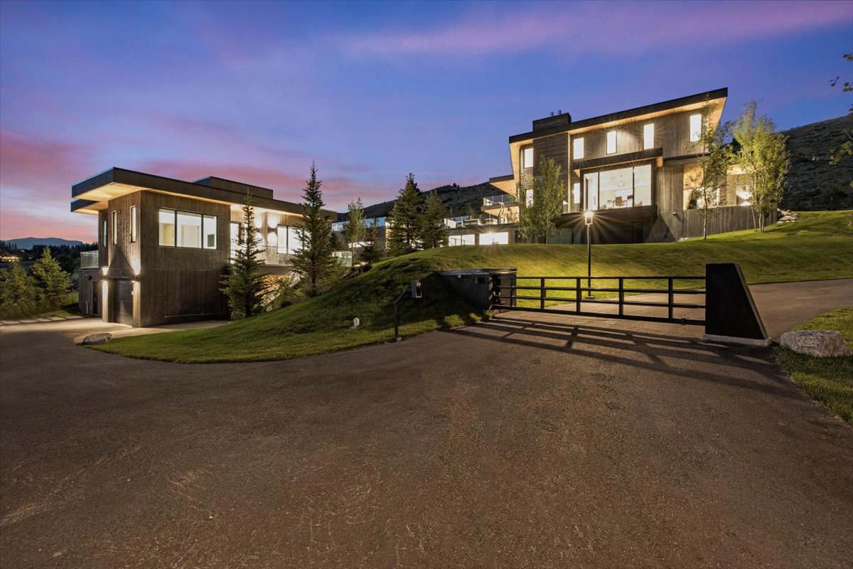 37-Panda Ranch (Twilights)-20