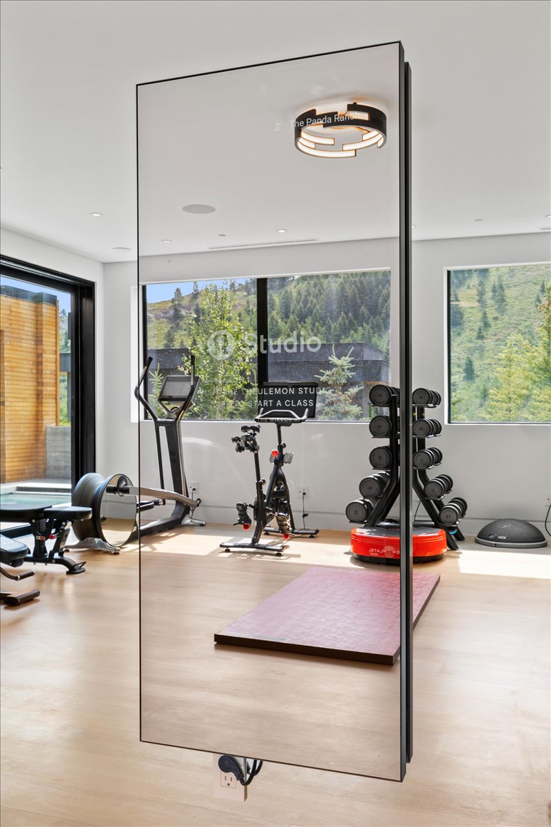 099-505 W Saddle Butte Way-13