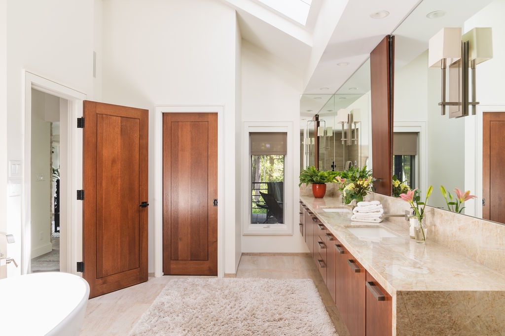 11-arrowleaf-lodge-primary-bathroom-dual-vanity