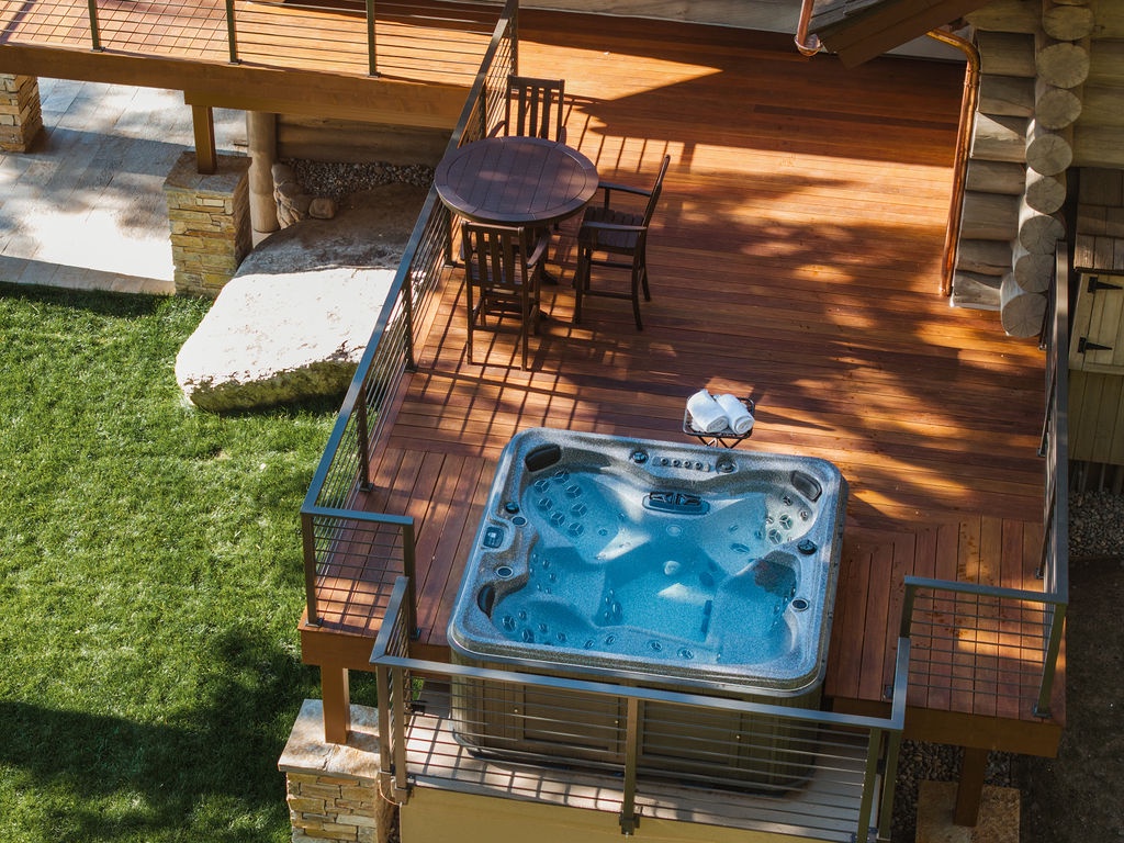 bluebell-cabin-aerial-hot-tub-deck