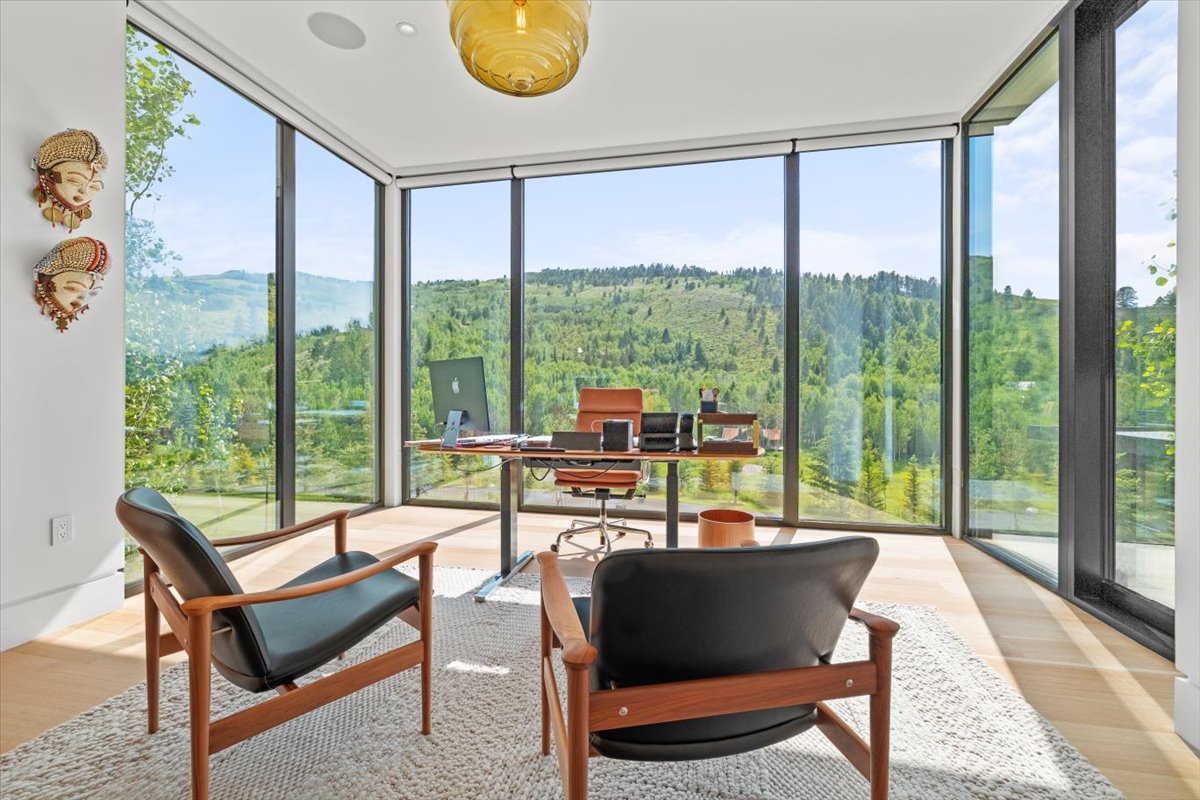 093-505 W Saddle Butte Way-23