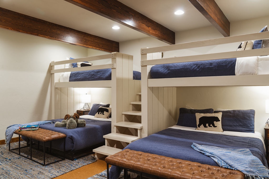 11-teton-refuge-bunk-room
