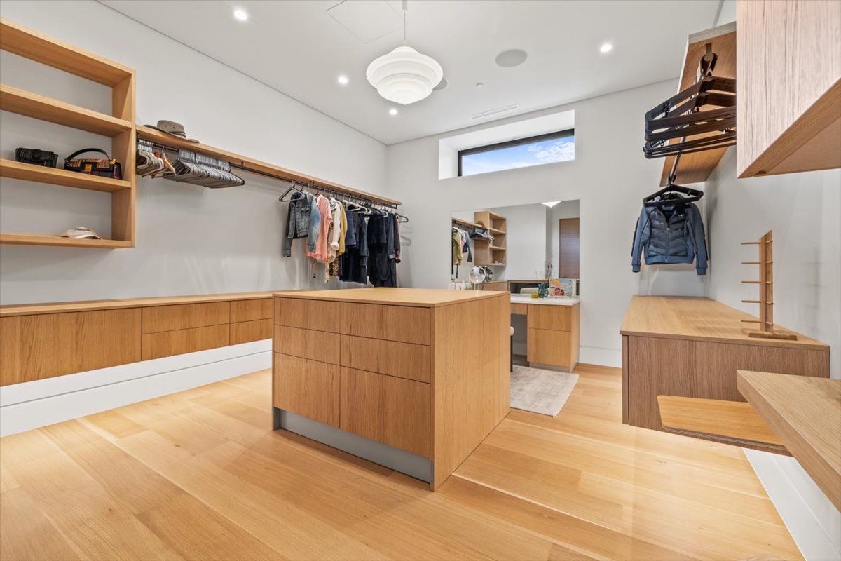 071-505 W Saddle Butte Way-44