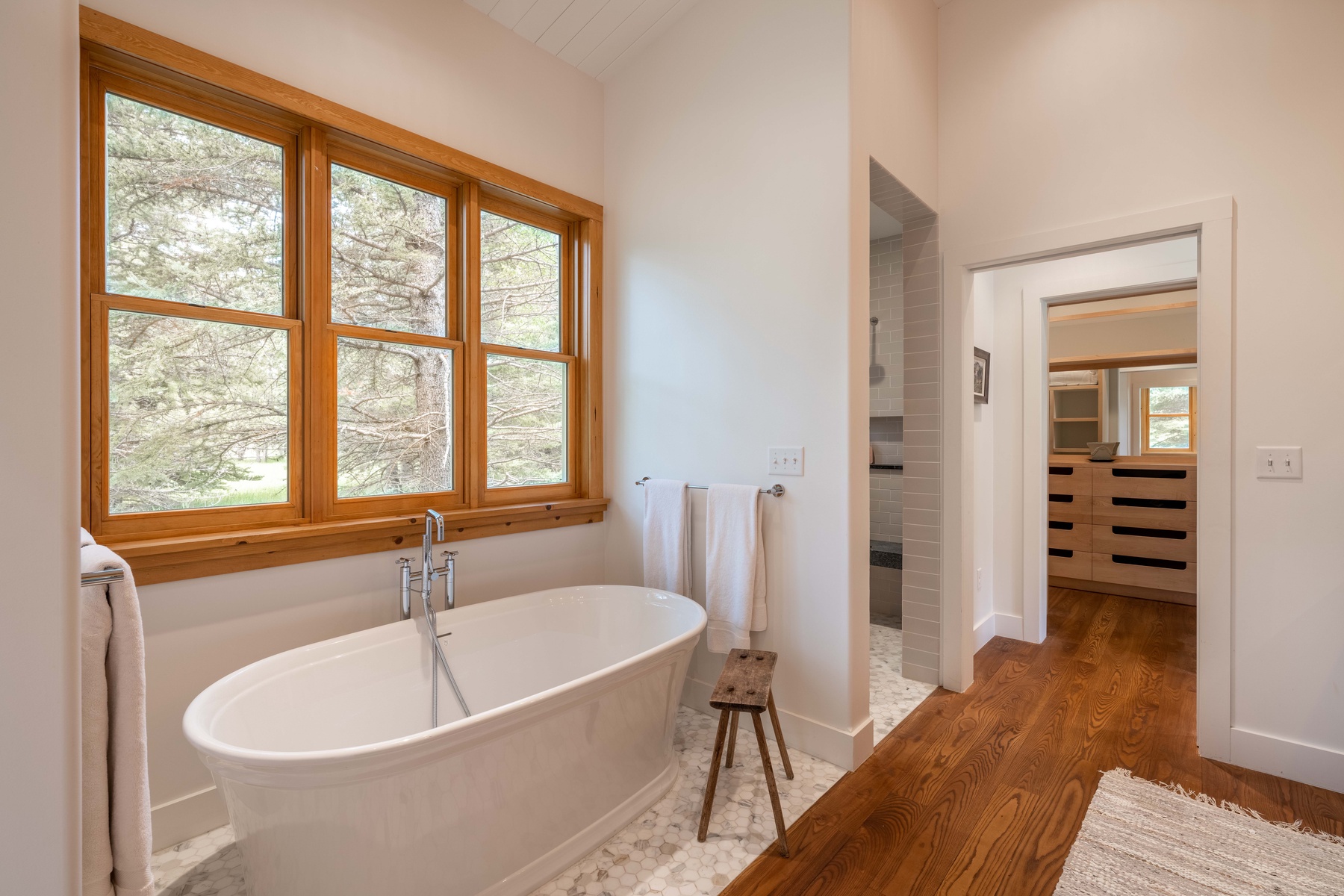 11-fish-creek-retreat-primary-bath-soaking-tub