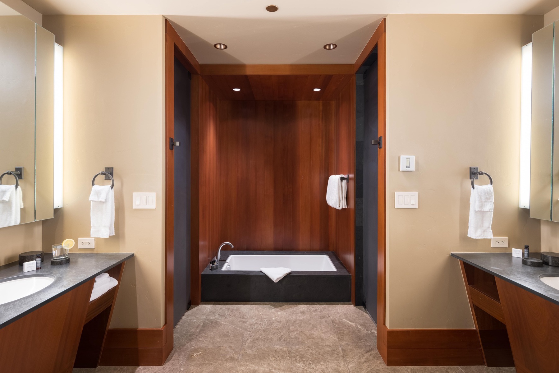 08-the-lookout-bath-soaking-tub-vanity
