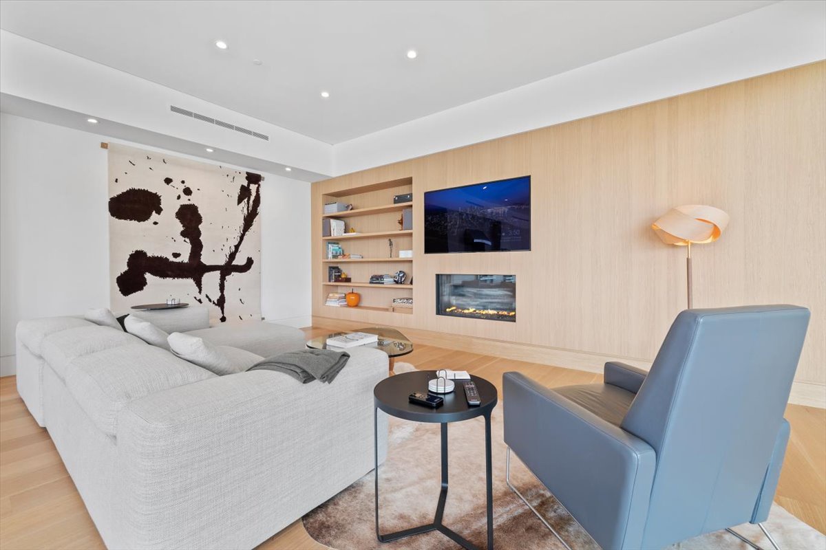 088-505 W Saddle Butte Way-27