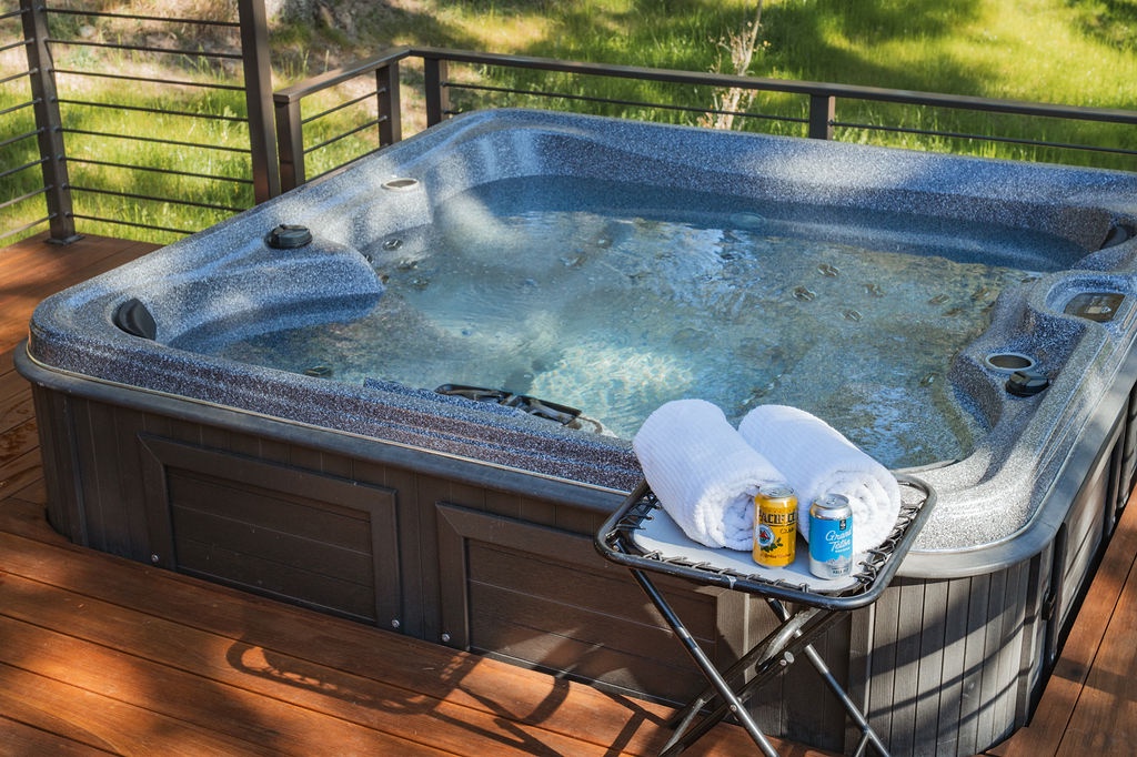 bluebell-cabin-wellness-hot-tub