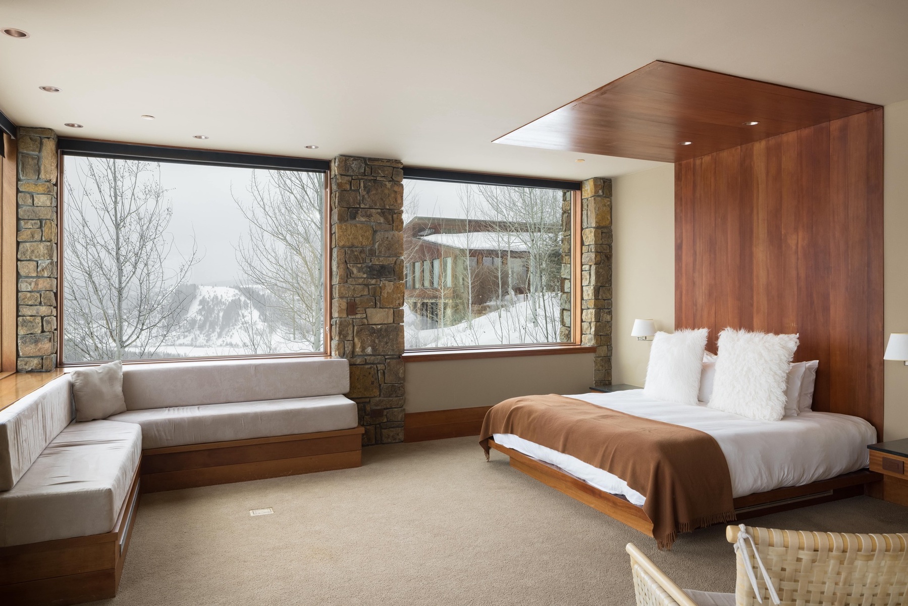 05-the-lookout-guest-suite-two