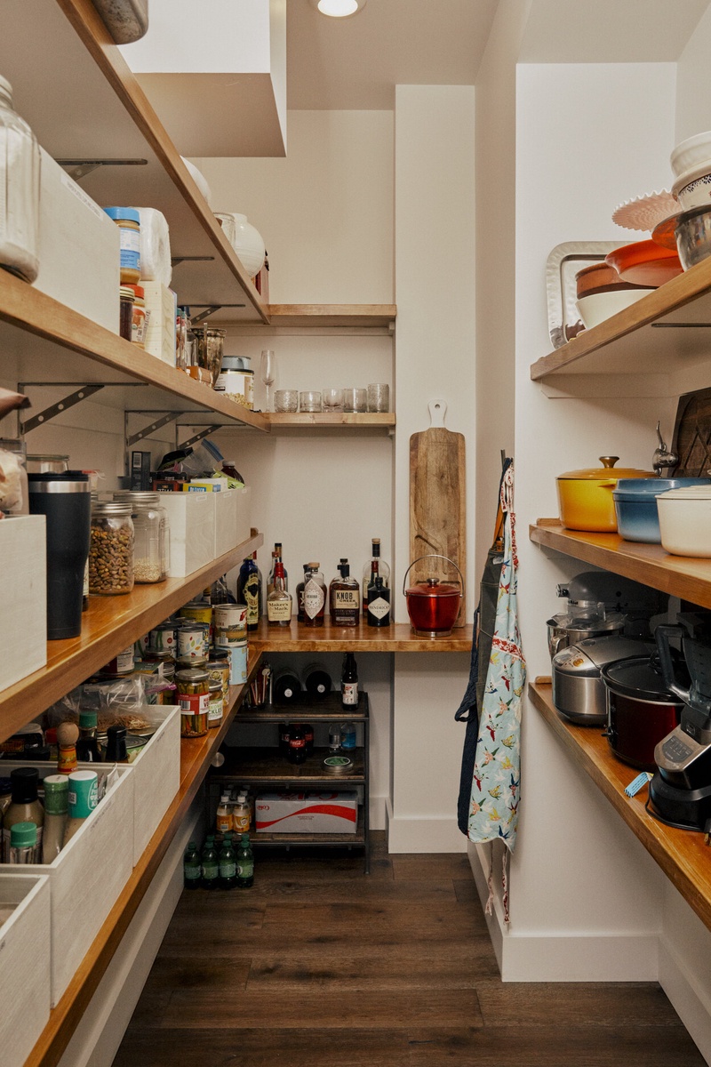 1130ElliottCemeteryLane_CHawks7516