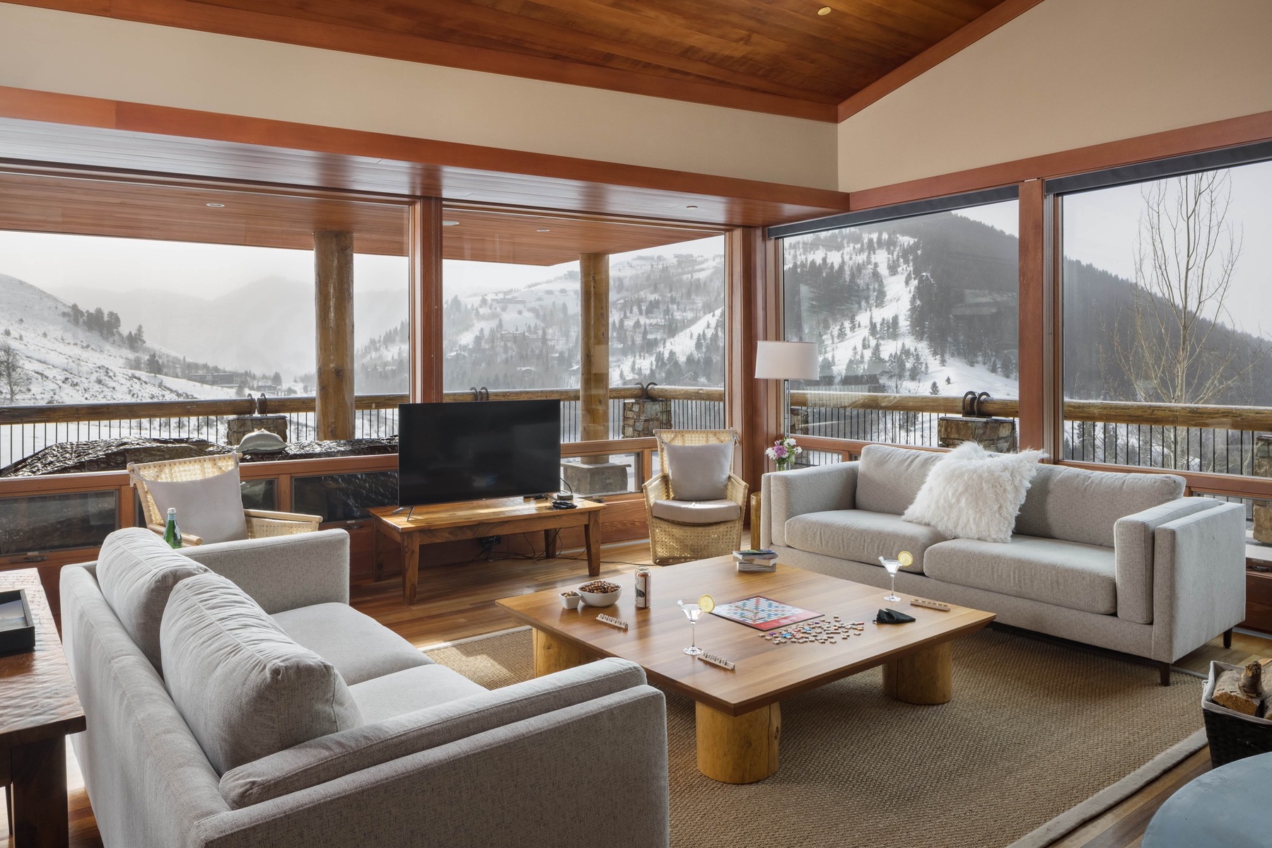 01-the-lookout-kitchen-dining-great-room
