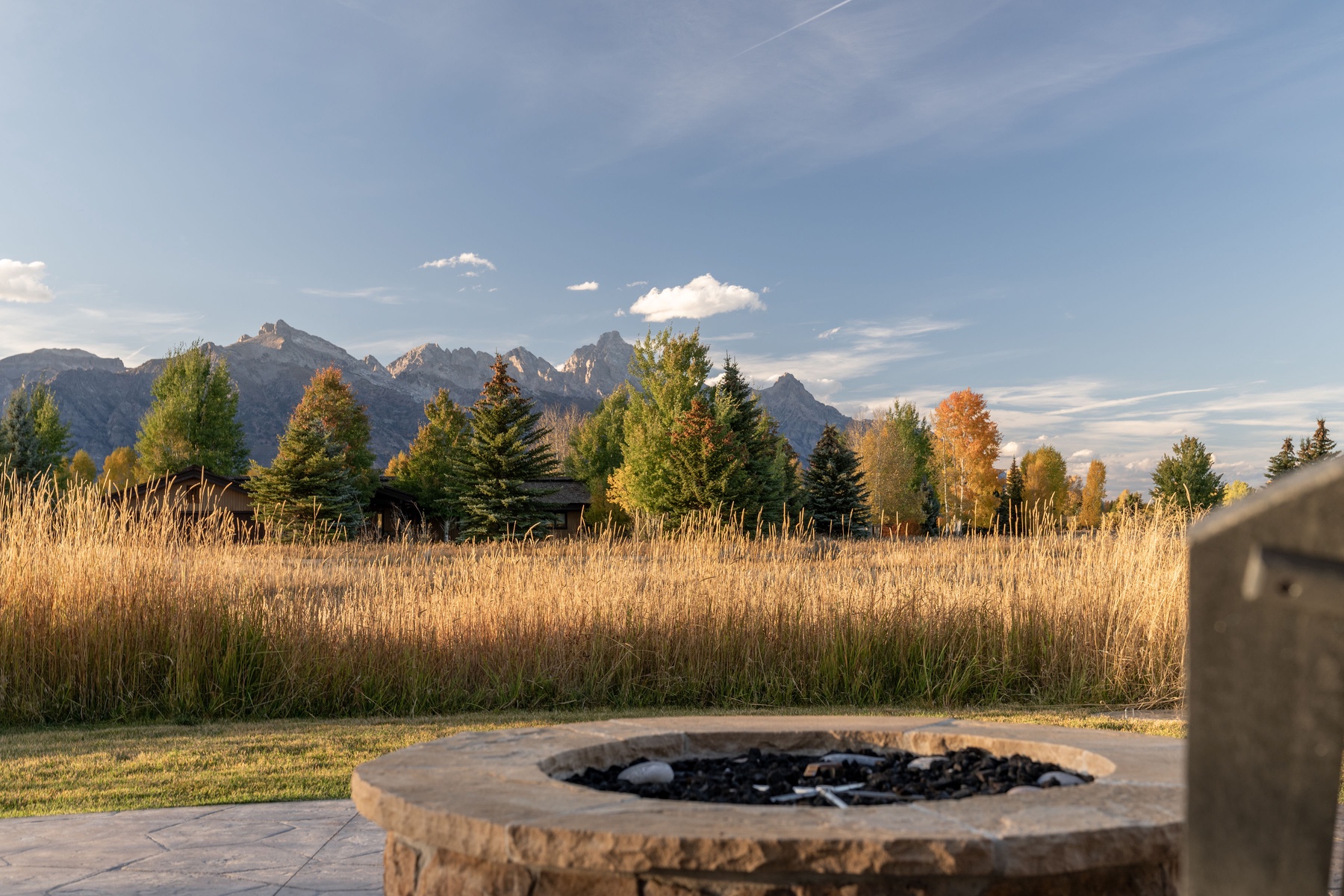05-mountain-serenity-fire-pit-teton