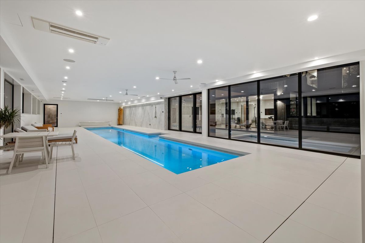 33-Panda Ranch (Twilights)-23