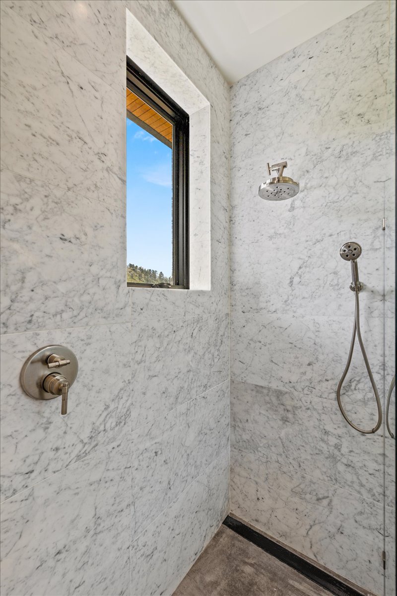 120-Panda Ranch - Guest House-16