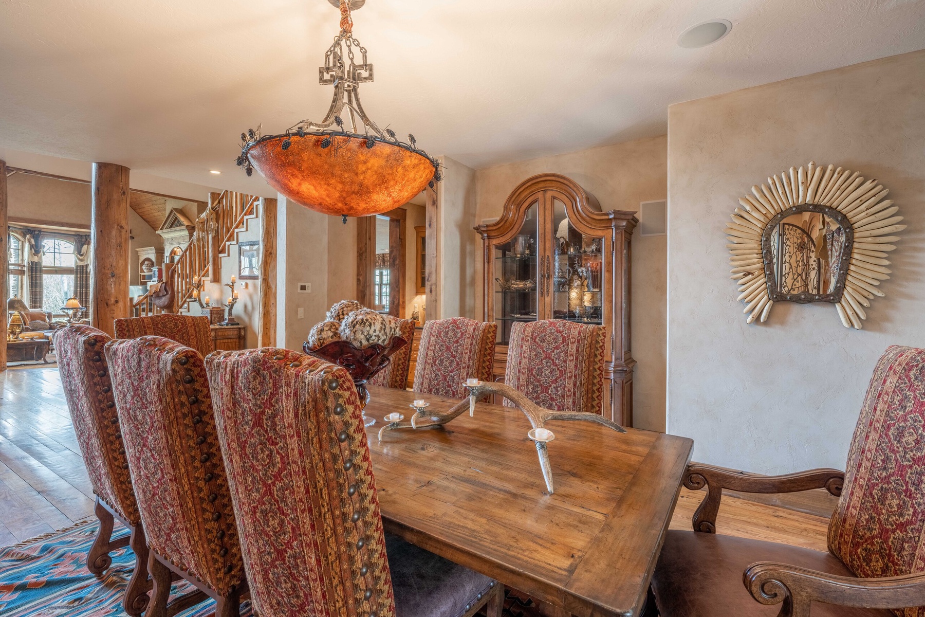 10-shoshone-lodge-formal-dining-alt