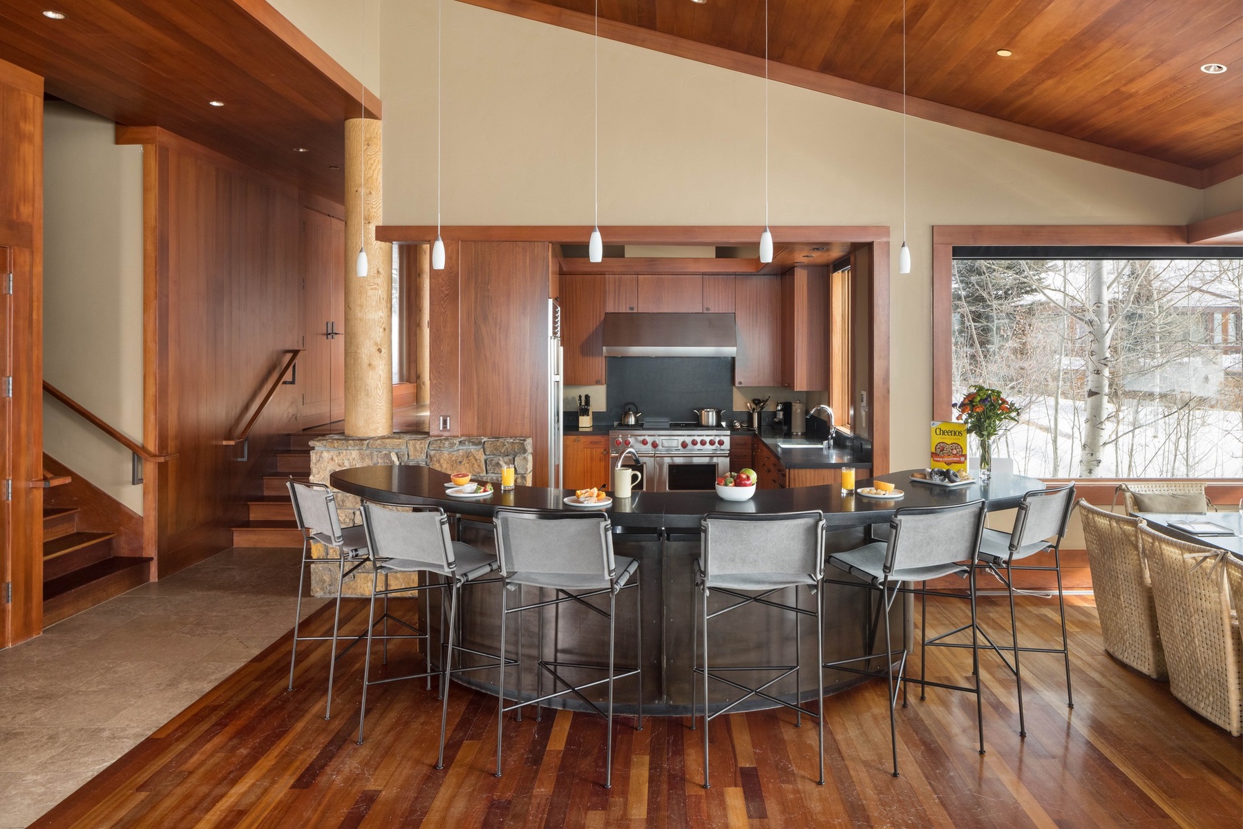 02-the-lookout-kitchen-dining