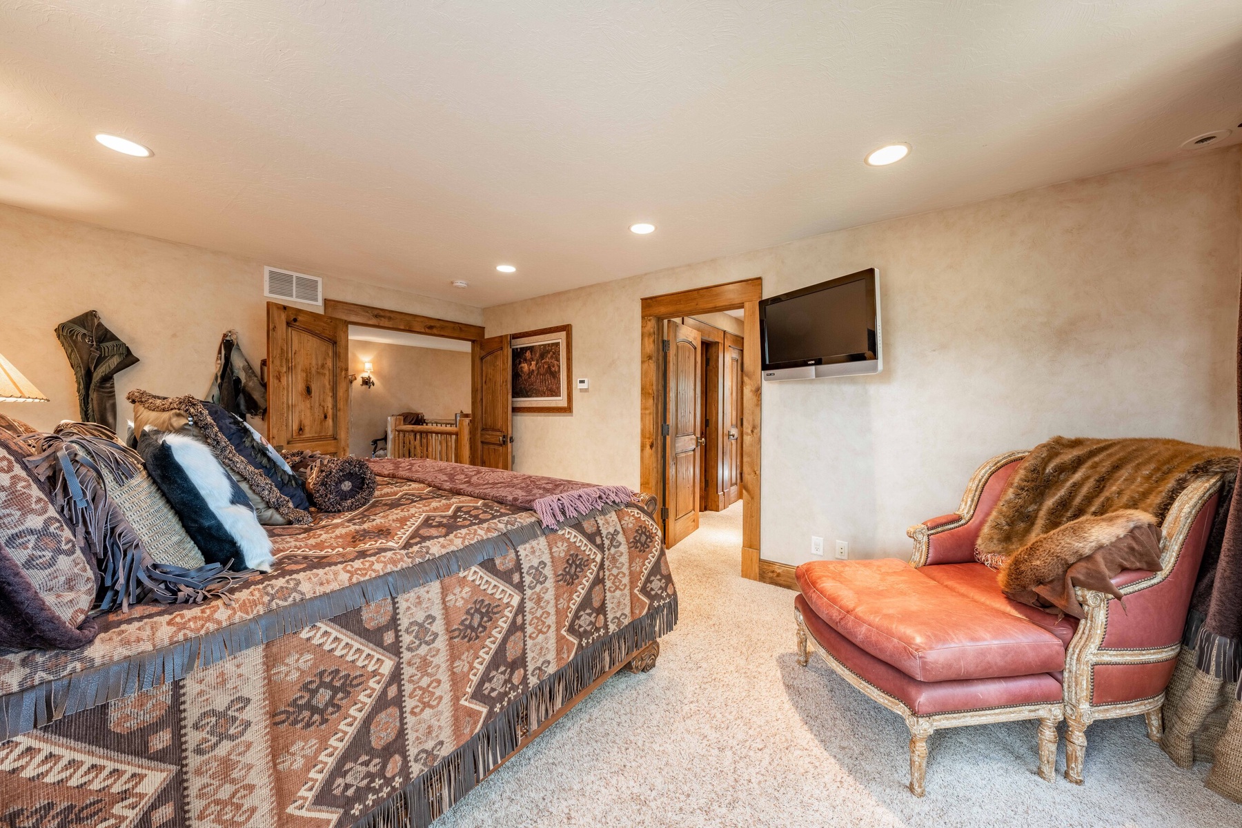 08-shoshone-lodge-guest-suite-two