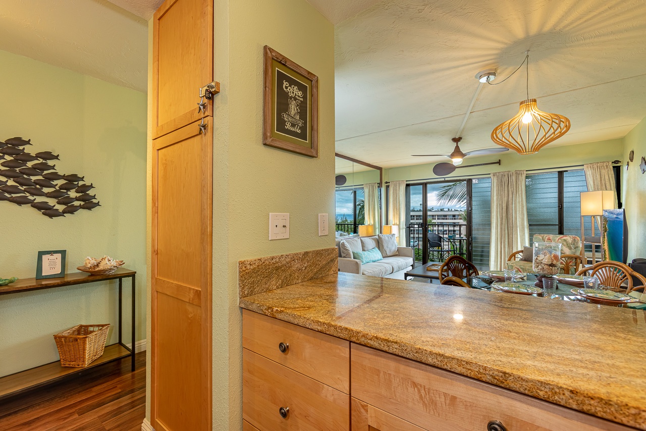 Light filled kitchen with a relaxed island vibe