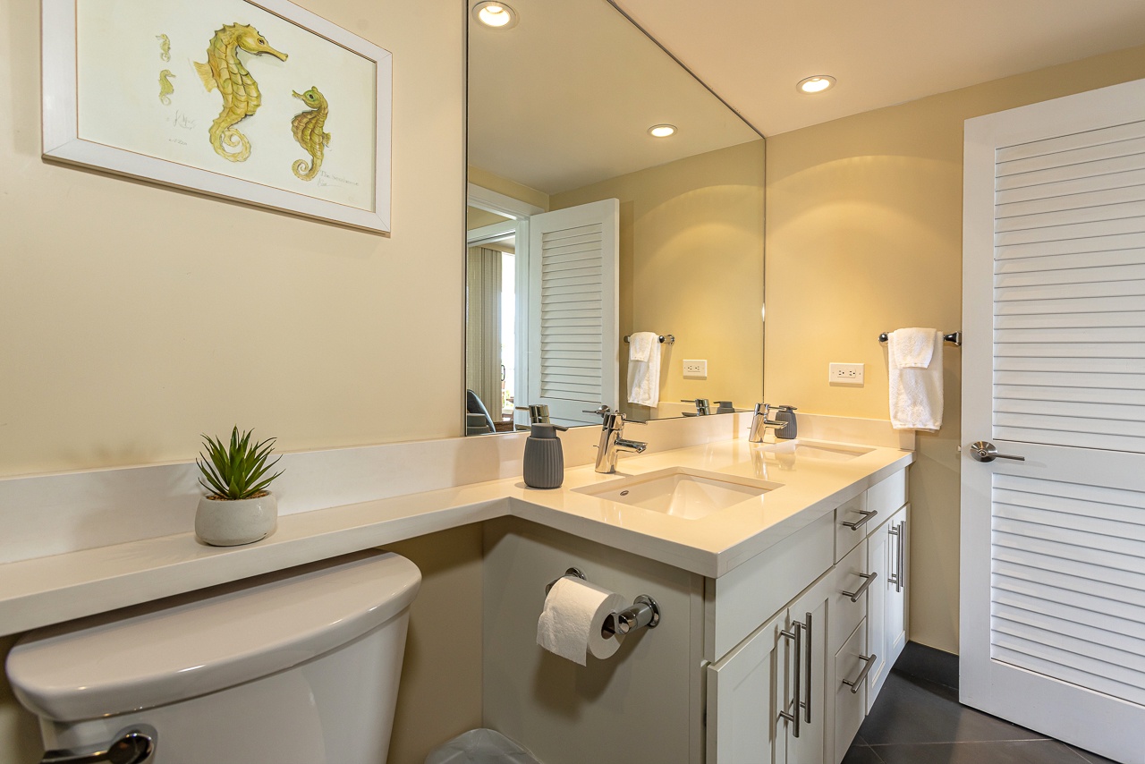 Beachy decor for your Maui getaway